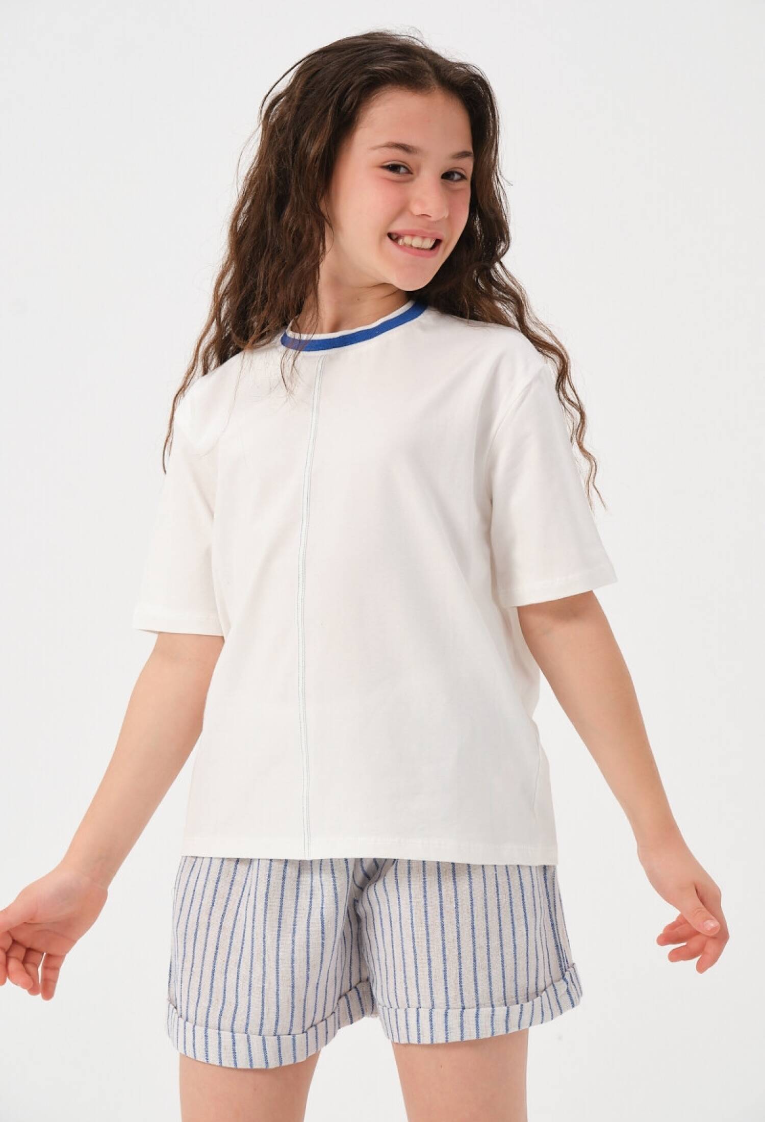 Toptan Kız Çocuk Baskılı T-shirt 8-15Y 2051-241Z4ALR51 - 2051-241Z4ALR51 - Brand: Jazziee - Kids & Bby Clothes From Peralane Kids Turkey