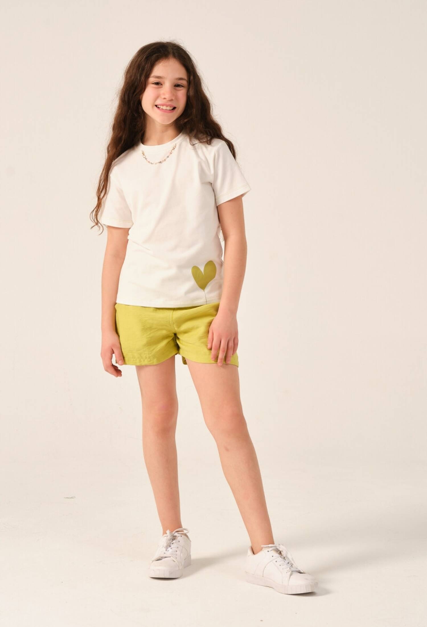 Toptan Kız Çocuk Zincir Kolye Detaylı, Kalp Baskılı T-shirt 8-15Y 2051-241Z4ALN51 - 2051-241Z4ALN51 - Brand: Jazziee - Kids & Bby Clothes From Peralane Kids Turkey