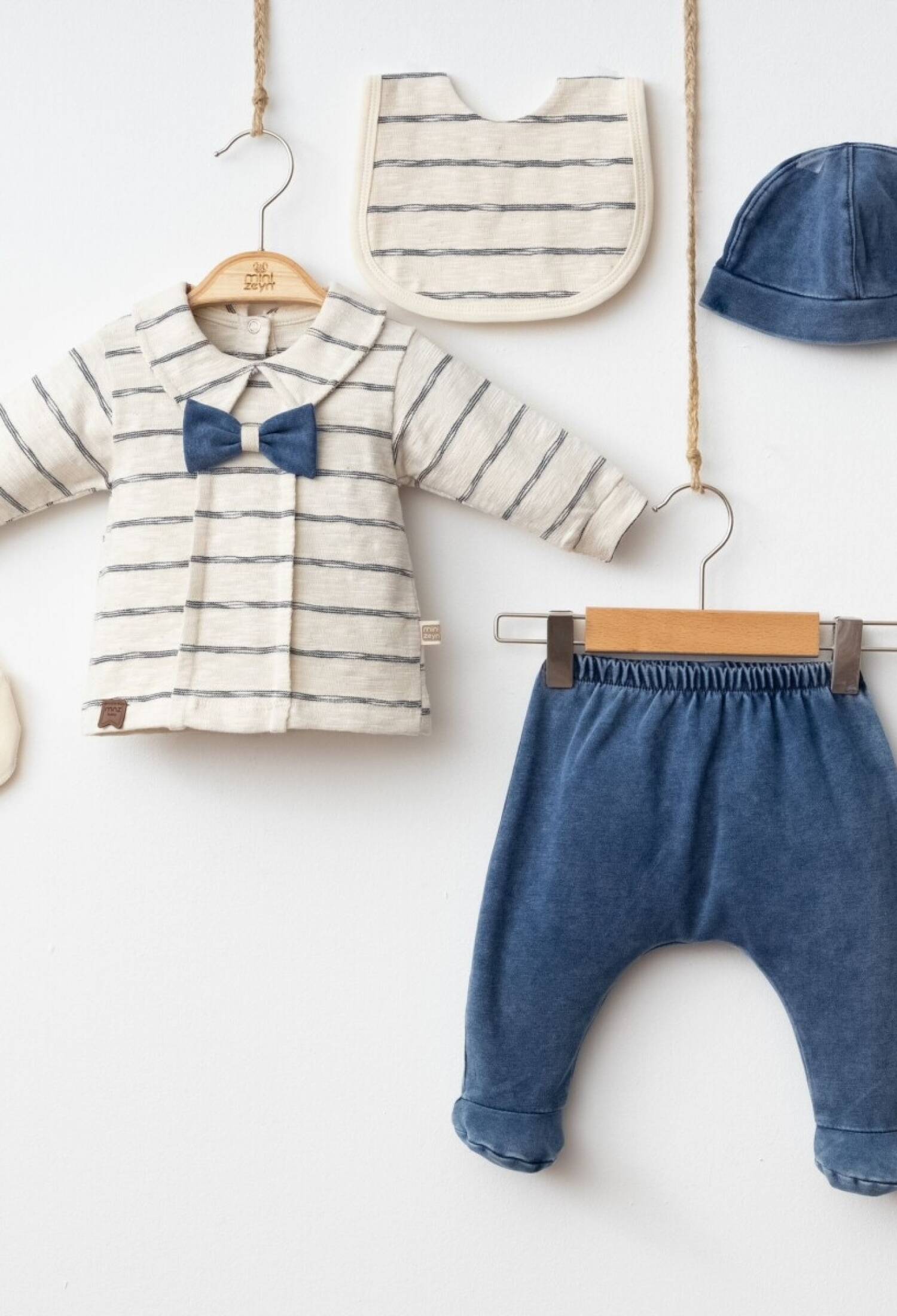 Toptan Erkek Bebek 5'li Takım Body Pantolon Önlük ve Eldiven 0-3M 2014-7066 - 2014-7066 - Brand: Minizeyn - Kids & Bby Clothes From Peralane Kids Turkey