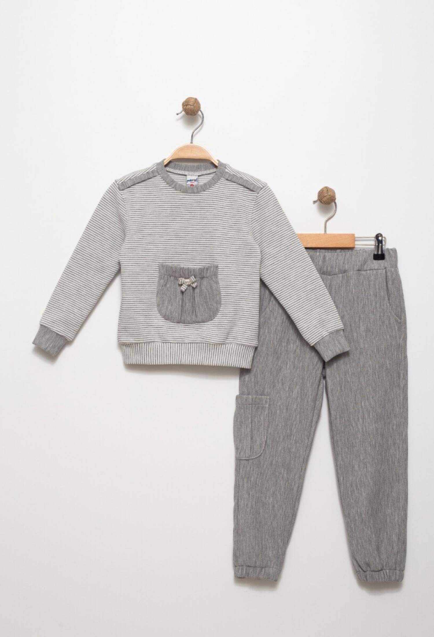 Toptan Kız Çocuk Bisiklet Yaka Eşofman Takım 4-8Y 2041-K24-8000 - 2041-K24-8000 - Brand: Pafim - Kids & Bby Clothes From Peralane Kids Turkey