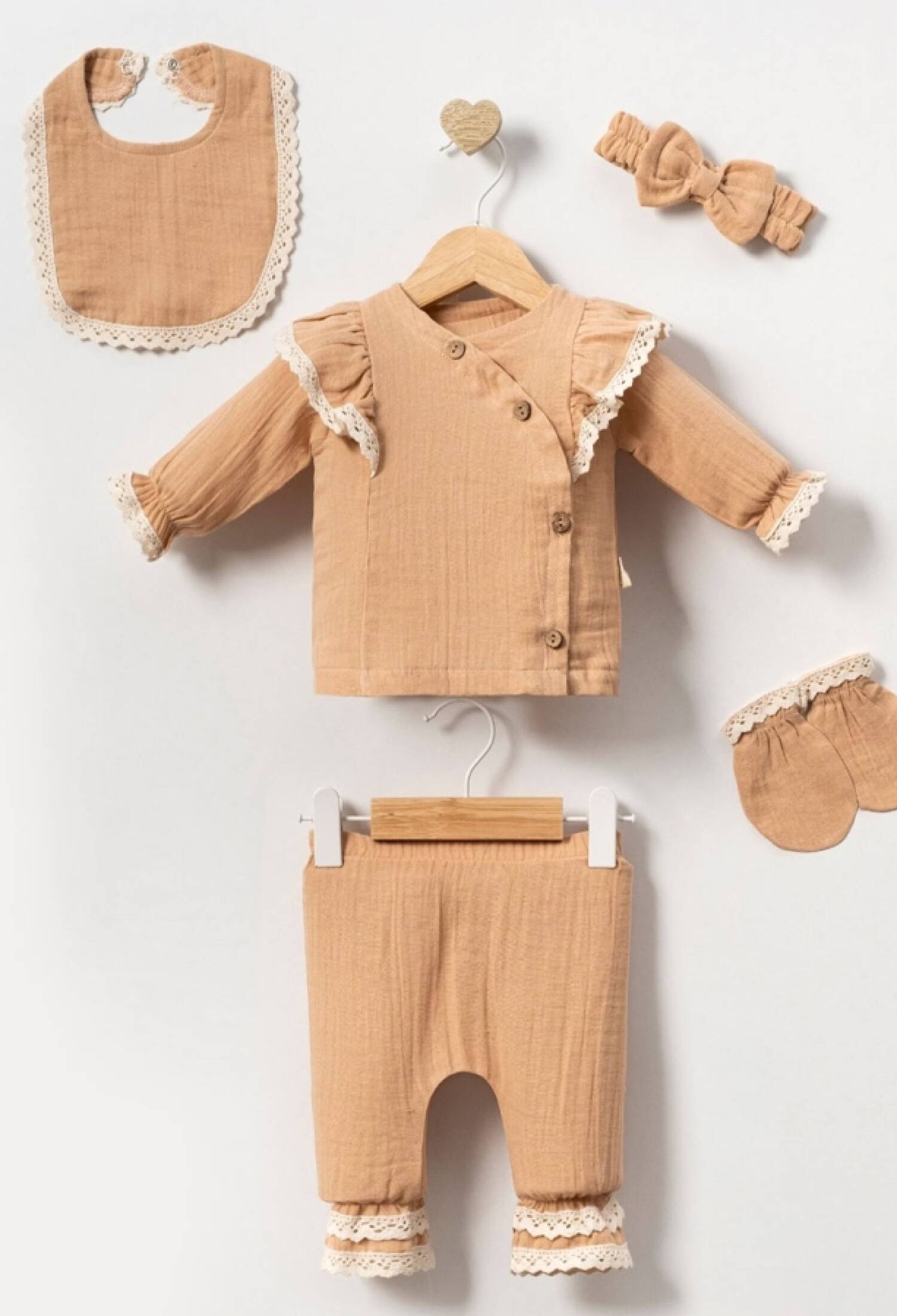 Dantel Detaylı 5li Kız Yenidoğan Müslin Zıbın Seti - Brand: CAYZEN - Kids & Bby Clothes From Peralane Kids Turkey