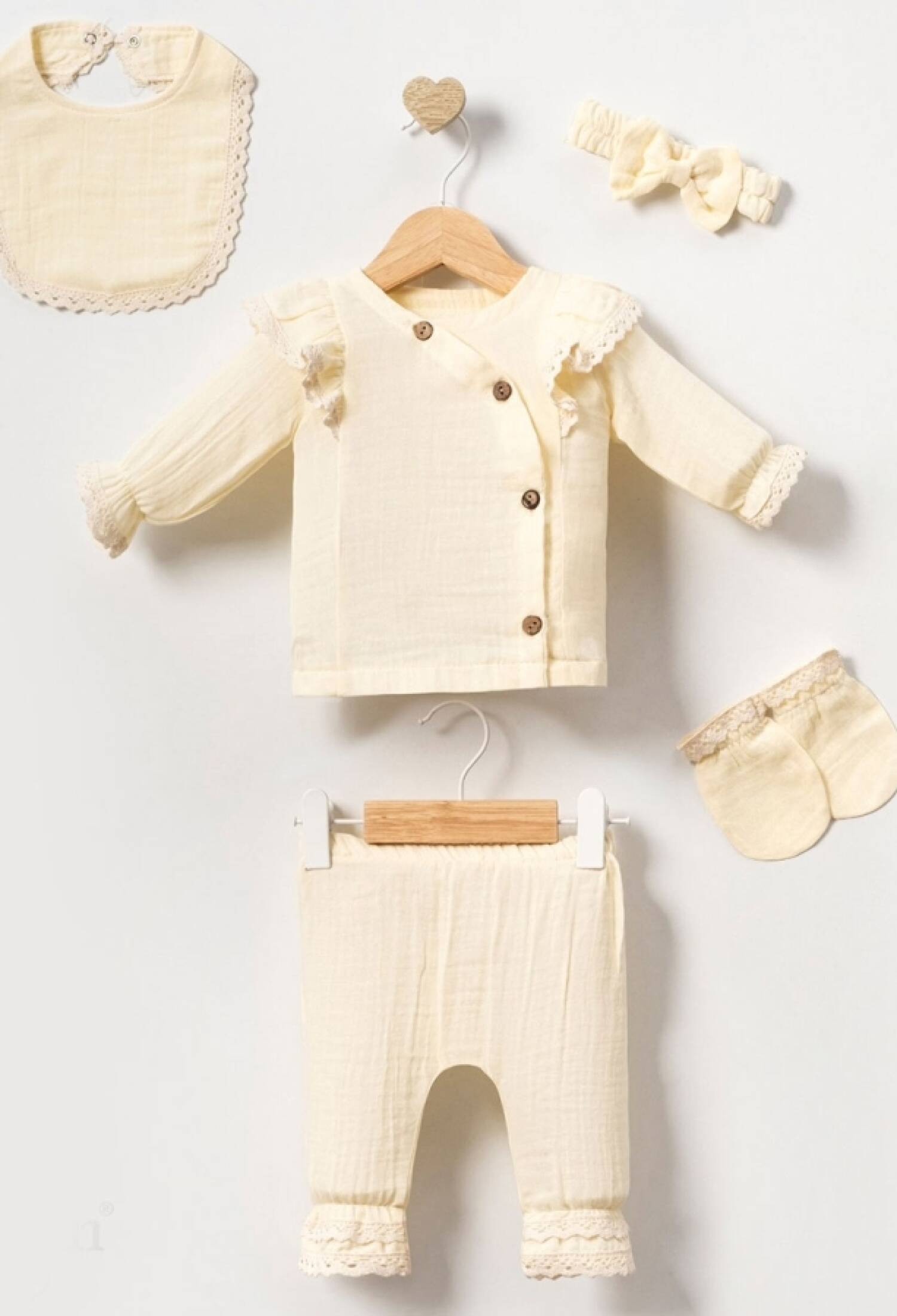 Dantel Detaylı 5li Kız Yenidoğan Müslin Zıbın Seti - Brand: CAYZEN - Kids & Bby Clothes From Peralane Kids Turkey