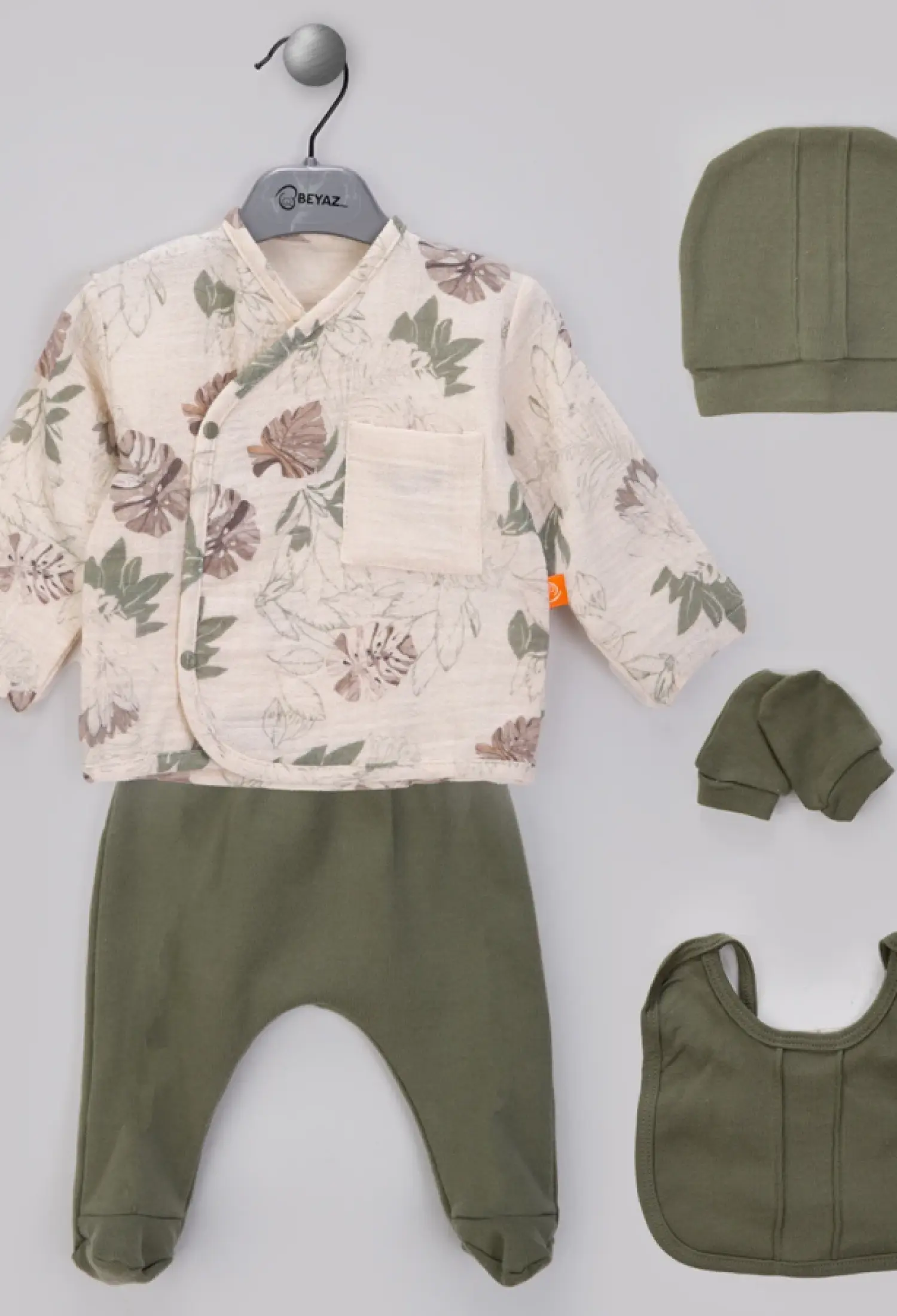 Desenli Yenidoğan Erkek Bebe 5li Set - Brand: BEYAZ BEBEK - Kids & Bby Clothes From Peralane Kids Turkey