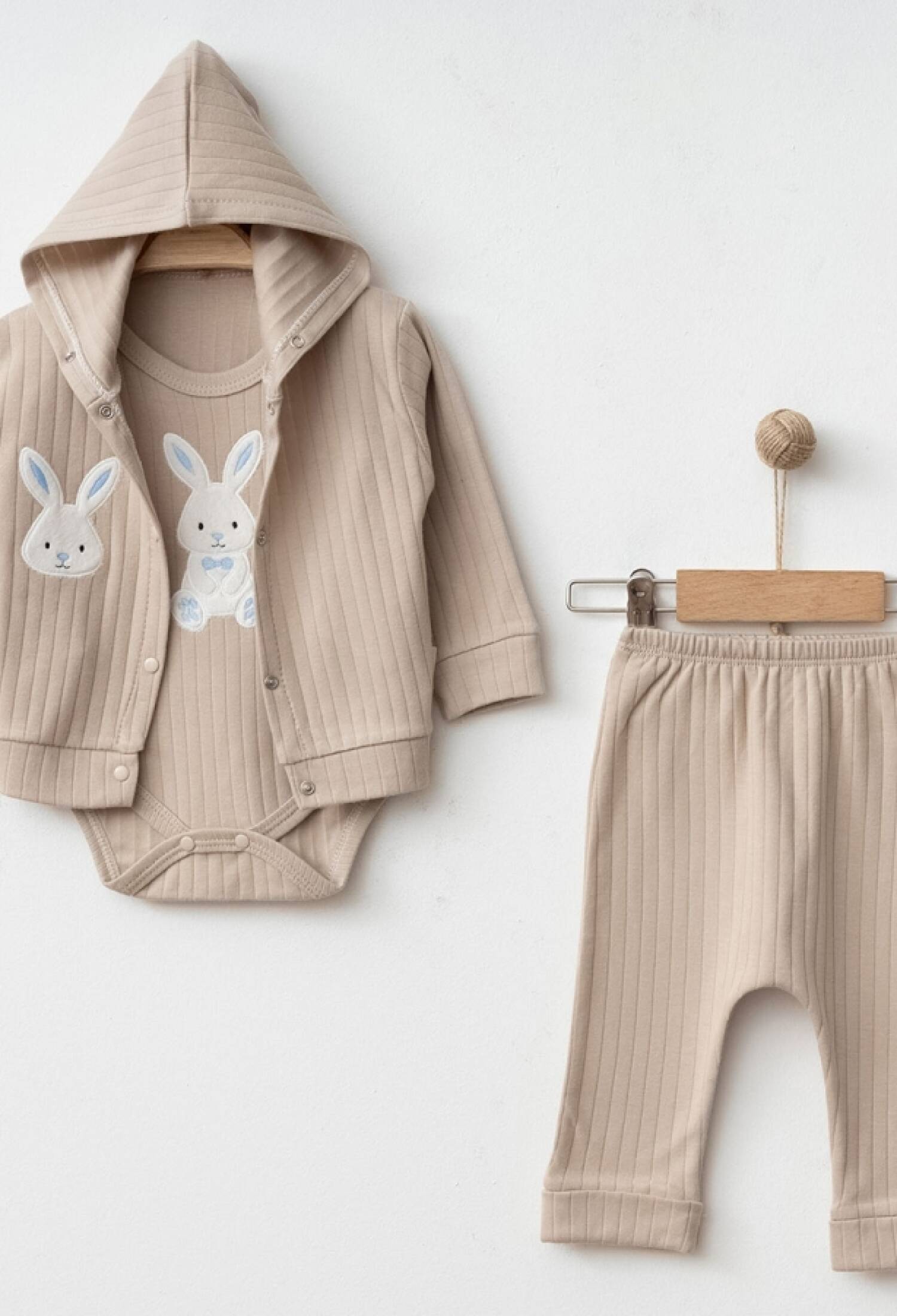 Tavşan Nakışlı Üçlü Erkek Bebe Takım - Brand: NAYINOM - Kids & Bby Clothes From Peralane Kids Turkey