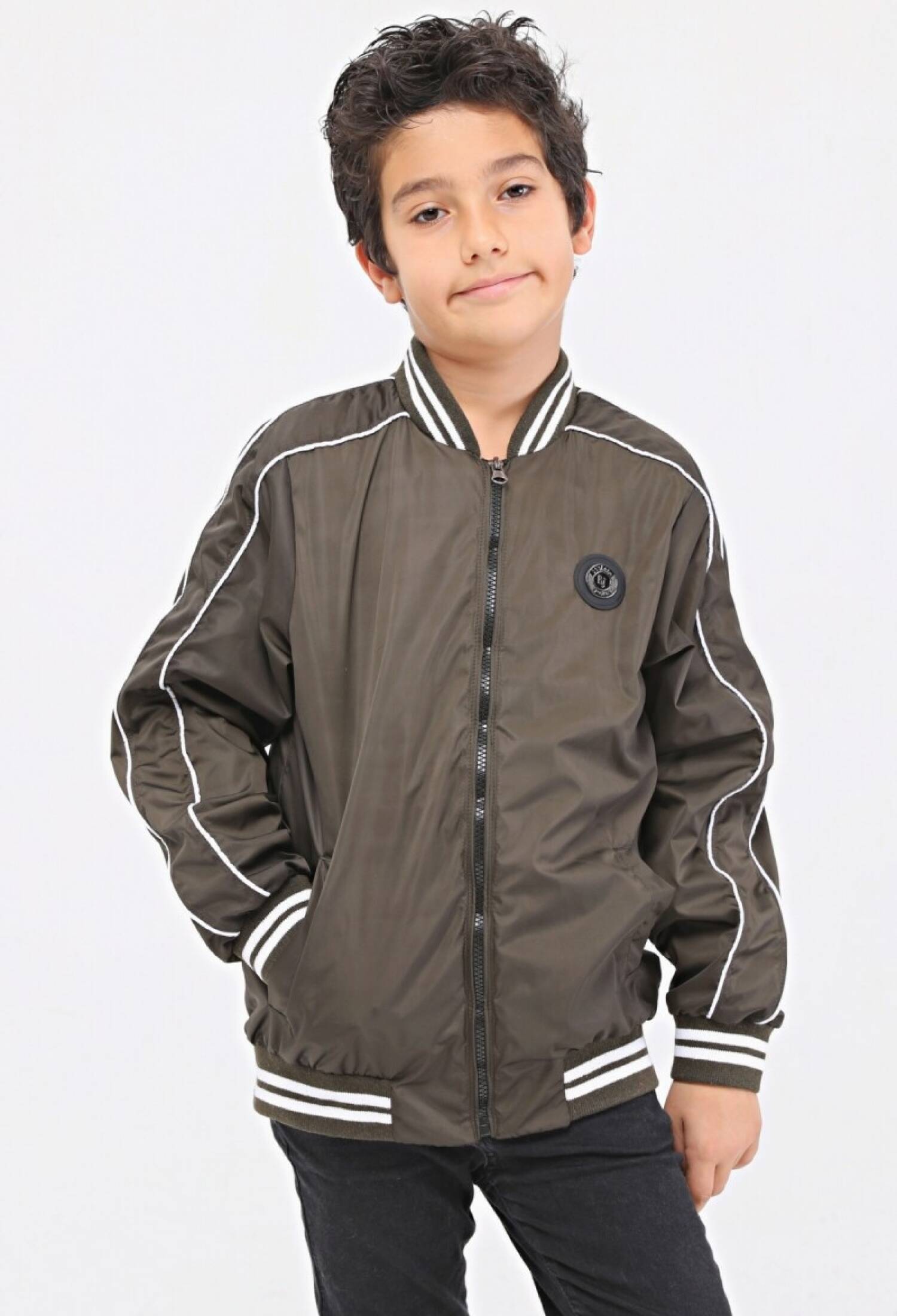 Toptan Erkek Çocuk Mevsimlik Yağmurluk Ceket 2-15Y 2007-51269 - 2007-51269 - Brand: Benitto Kids - Kids & Bby Clothes From Peralane Kids Turkey