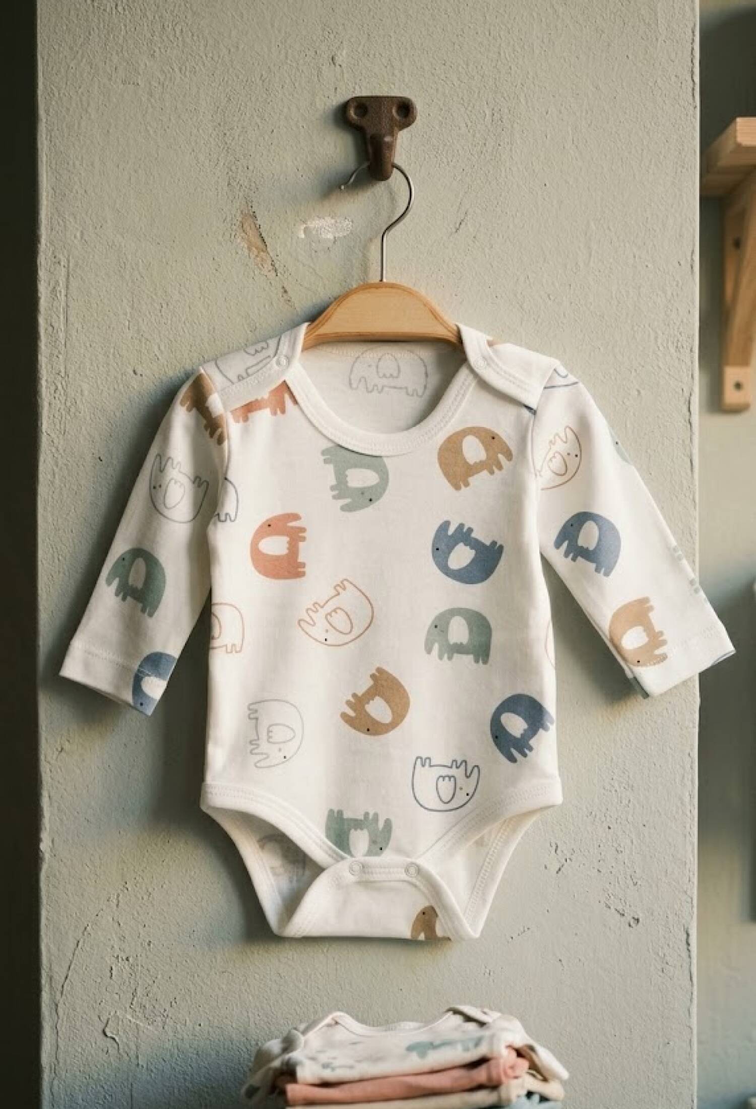 Elephant Patterned Boys Snap-Button Bodysuit