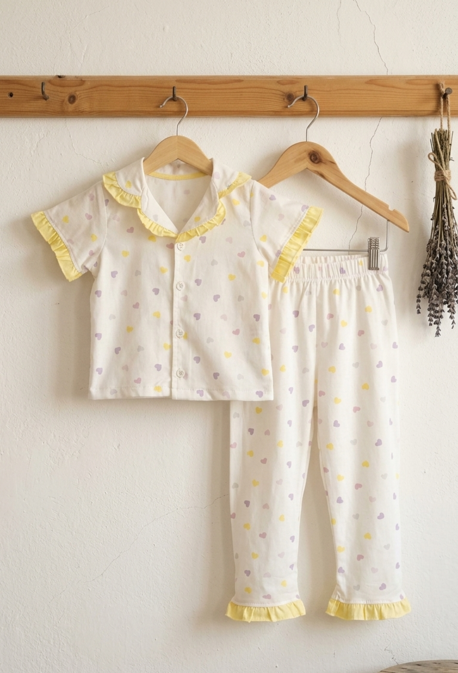 Heart Pattern Collar Button-Up Girl Pajama Set