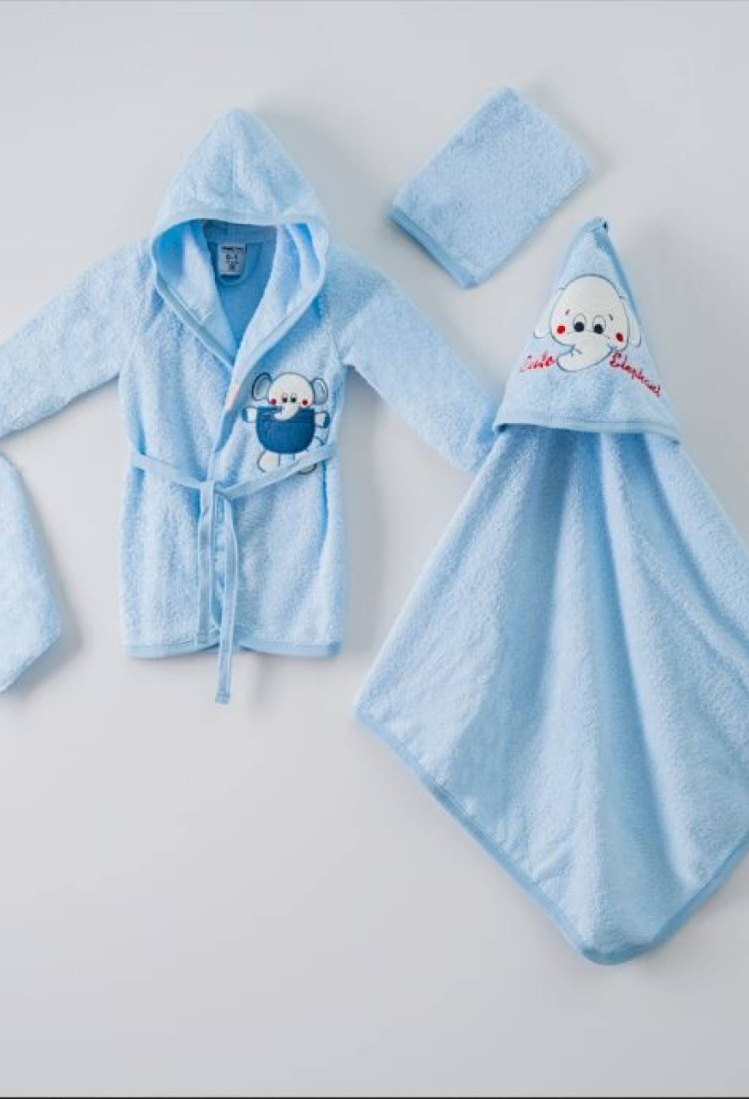 4-Piece Elephant Bathrobe Set (Boxed) Ramel Kids 1072-442