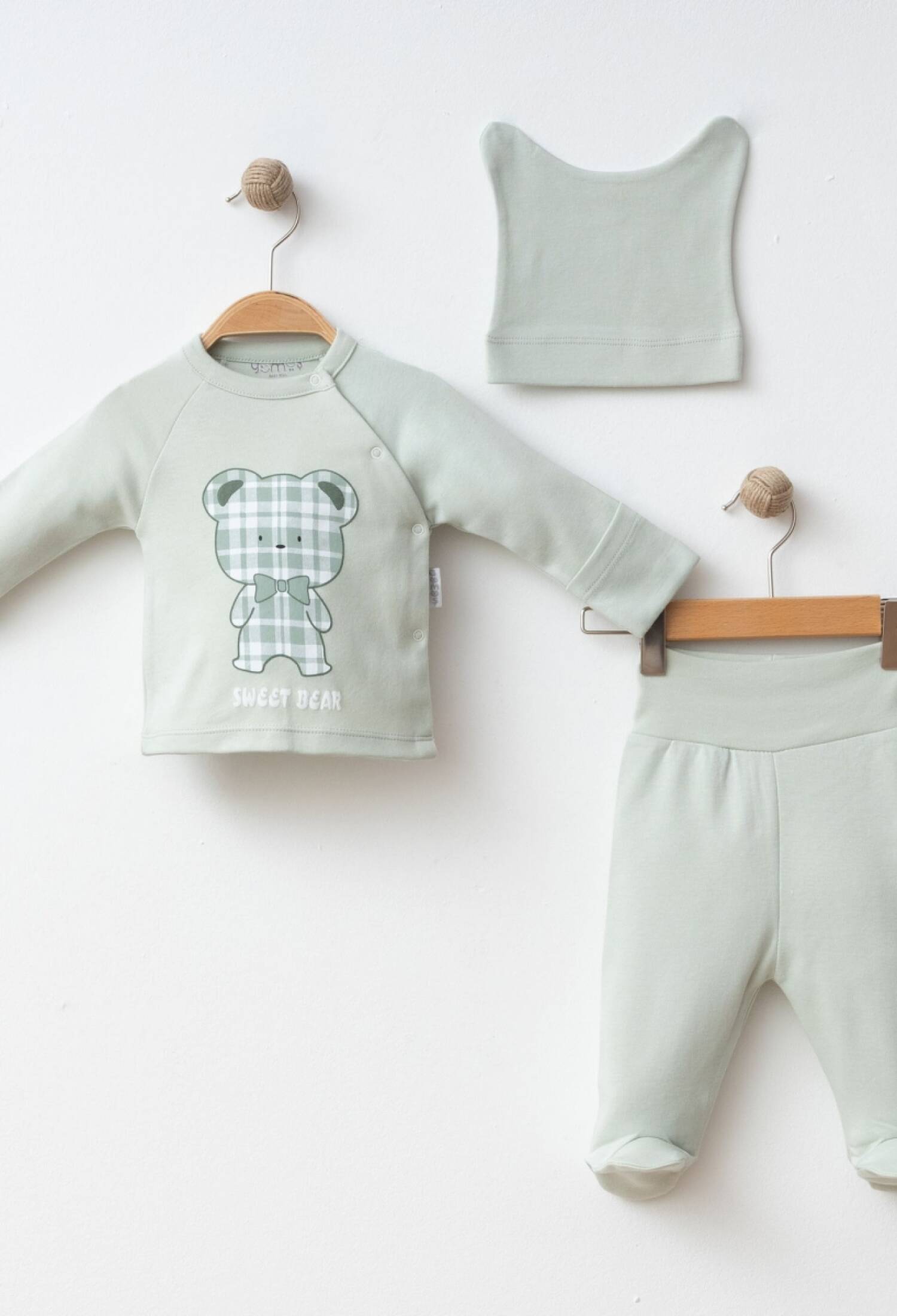 Mint Green Bear Print Baby Set
