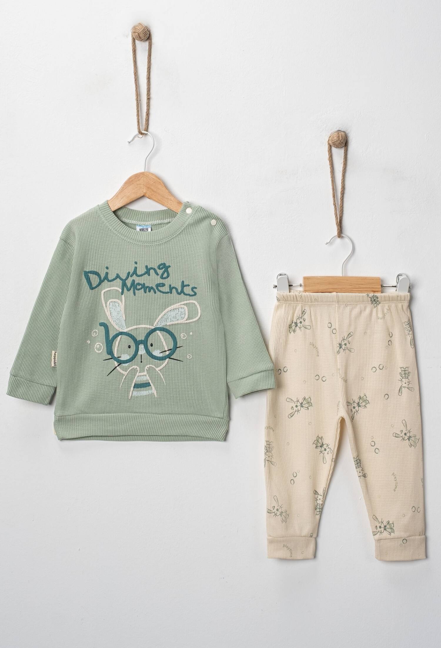 Green Bunny Print Waffle Knit Set