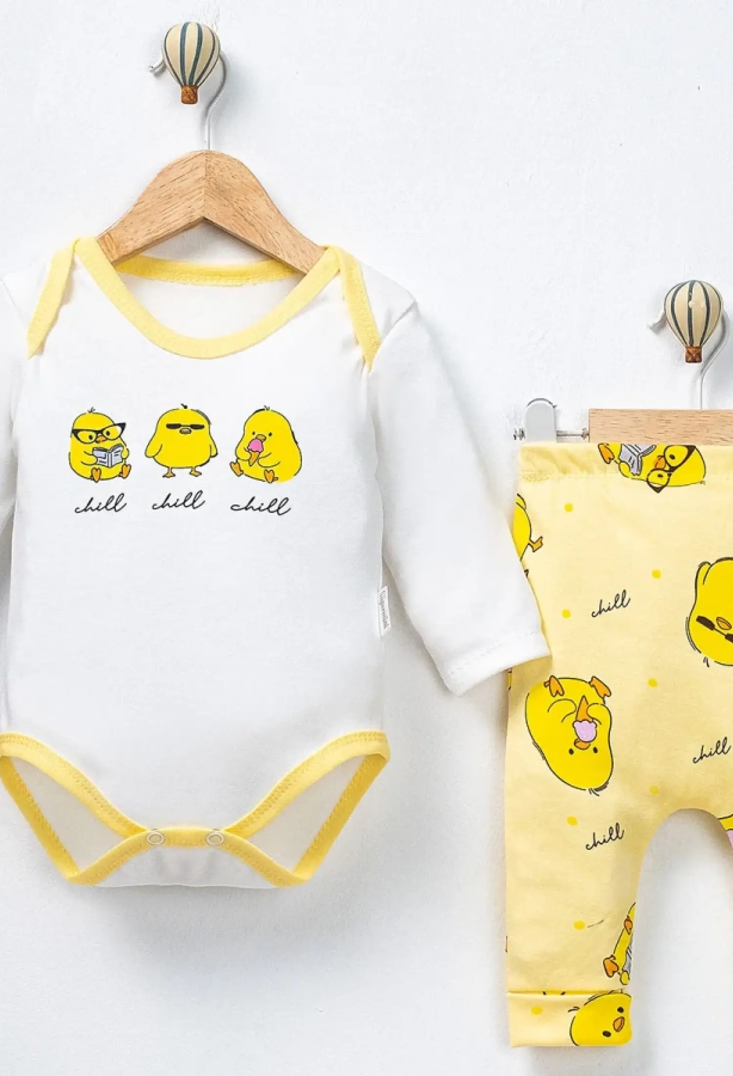 Civciv Baskılı Unisex Bebe Takım - Brand: SÜPERMİNİ - Kids & Bby Clothes From Peralane Kids Turkey