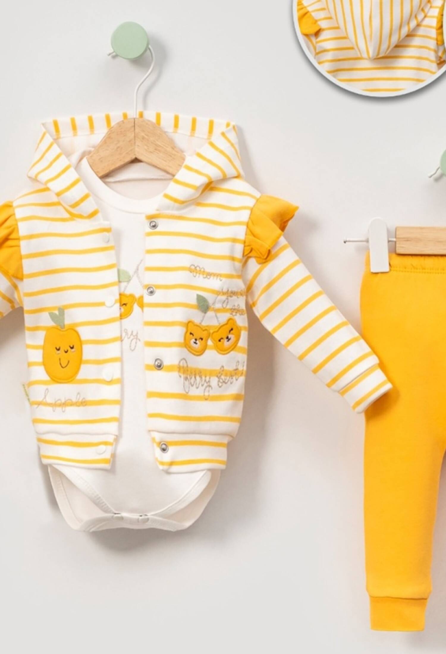 Elma Baskılı Üçlü Kız Bebe Takım - Brand: BABY ZUHU - Kids & Bby Clothes From Peralane Kids Turkey