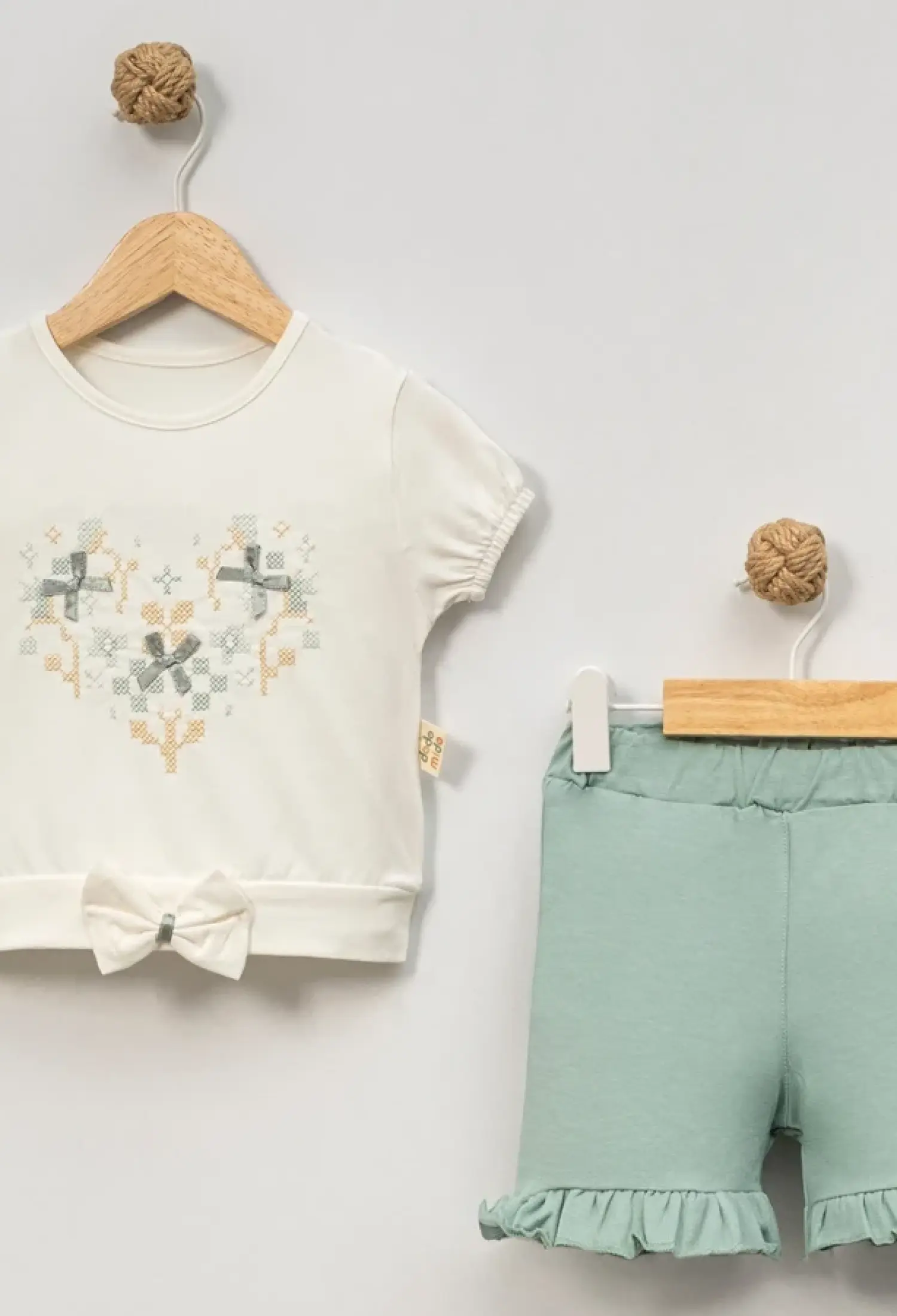 Fiyonk Nakışlı Kız Takım - Brand: EYMUS - Kids & Bby Clothes From Peralane Kids Turkey