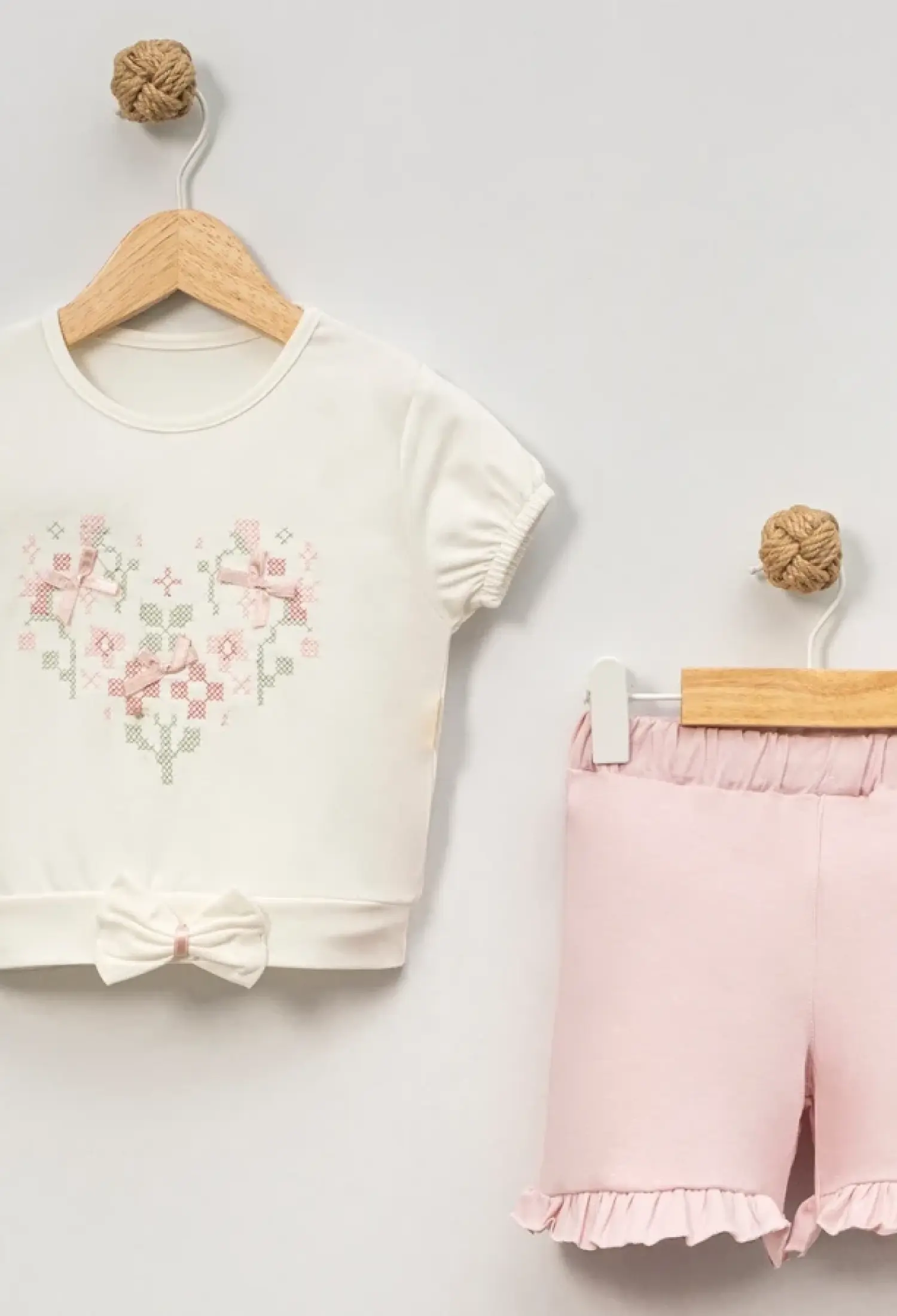Fiyonk Nakışlı Kız Takım - Brand: EYMUS - Kids & Bby Clothes From Peralane Kids Turkey
