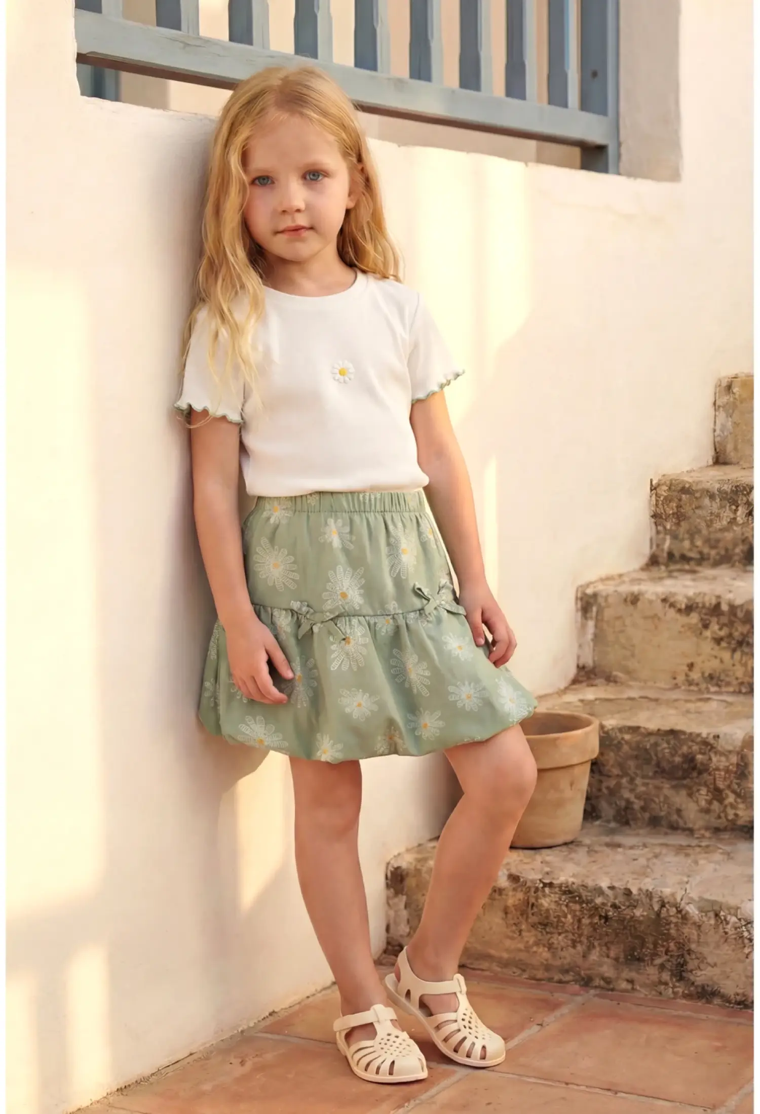 Girls Embroidery Detail T-Shirt Balloon Skirt Set (3-7 Years) - 26107