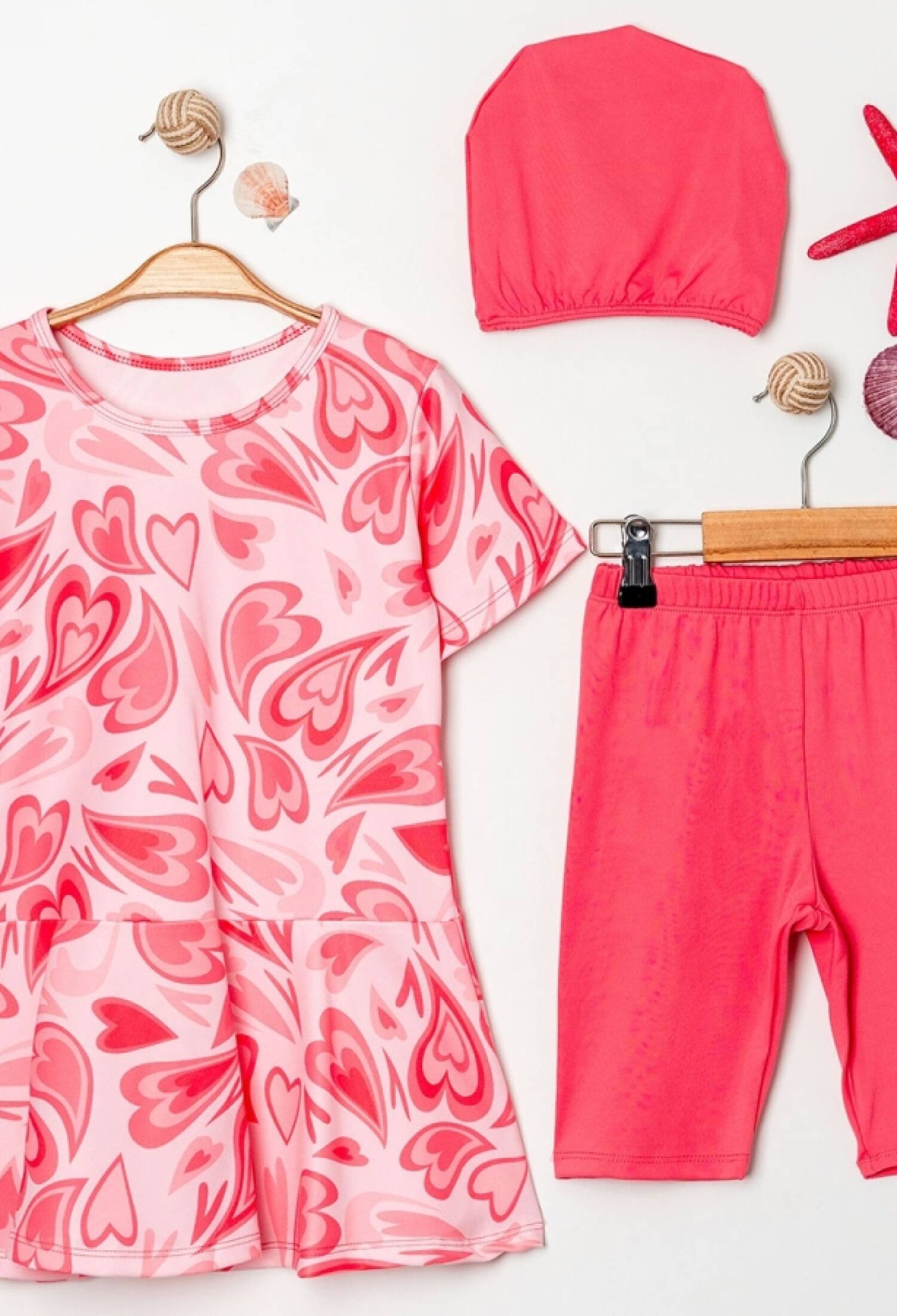 Kalp Desenli Boneli Üçlü Tesettür Mayo Haşema Takım - Brand: LYRA KİDS - Kids & Bby Clothes From Peralane Kids Turkey
