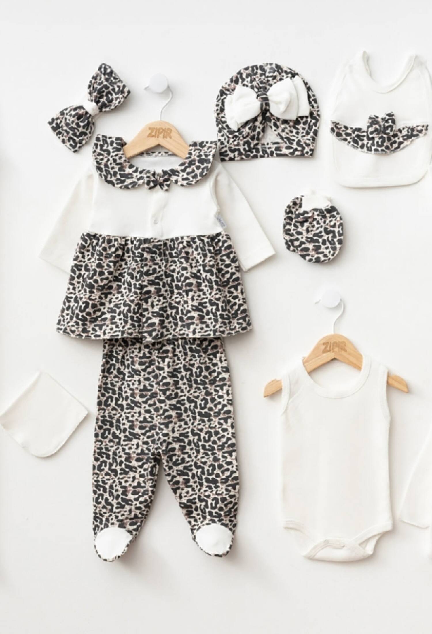 Leopar Desenli 10lu Kız Hastane Çıkışı Zıbın Set - Brand: ZIPIR - Kids & Bby Clothes From Peralane Kids Turkey