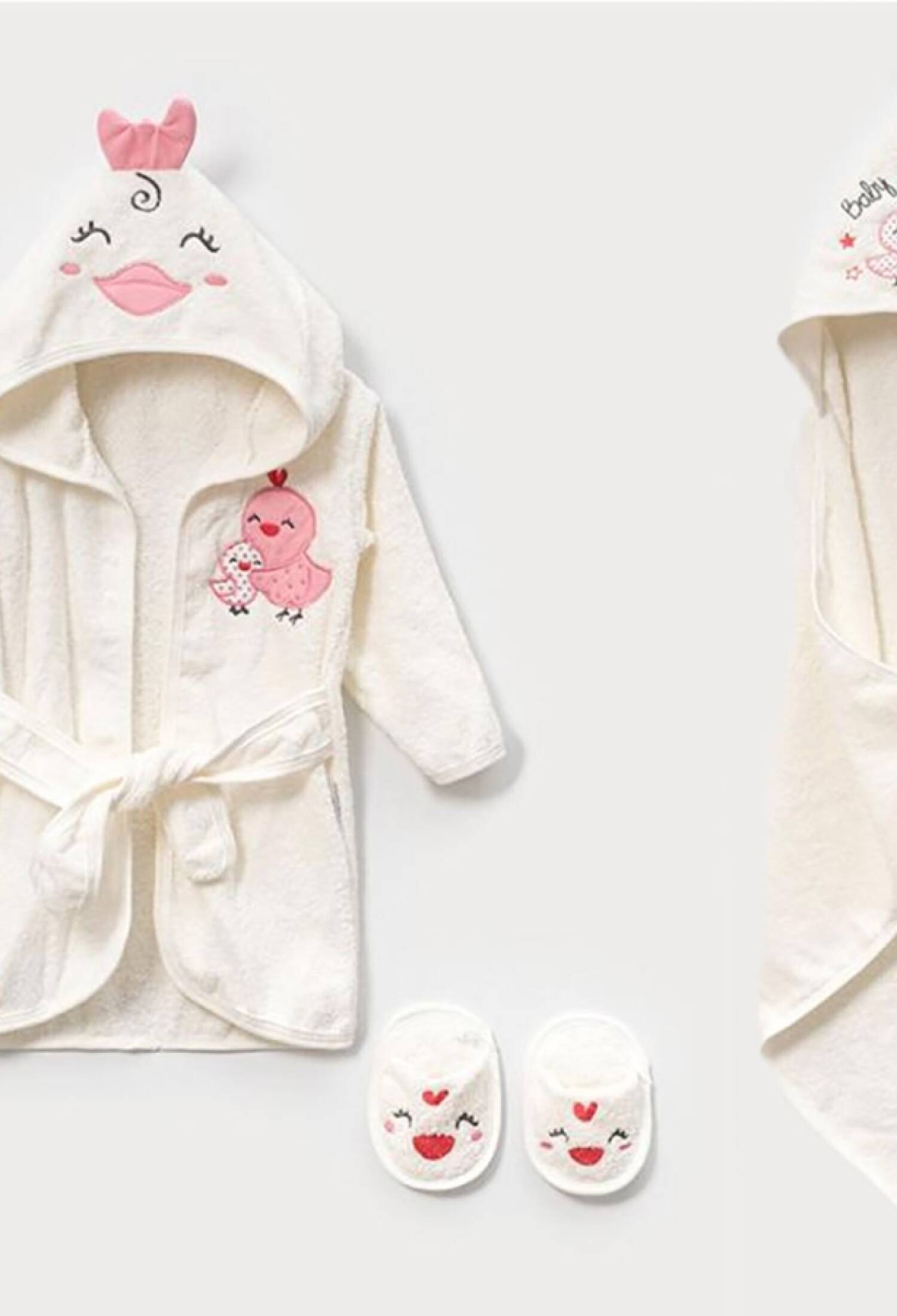 Ördek Nakışlı 4lü Kız Bornoz Set - Brand: BABY ZUHU - Kids & Bby Clothes From Peralane Kids Turkey