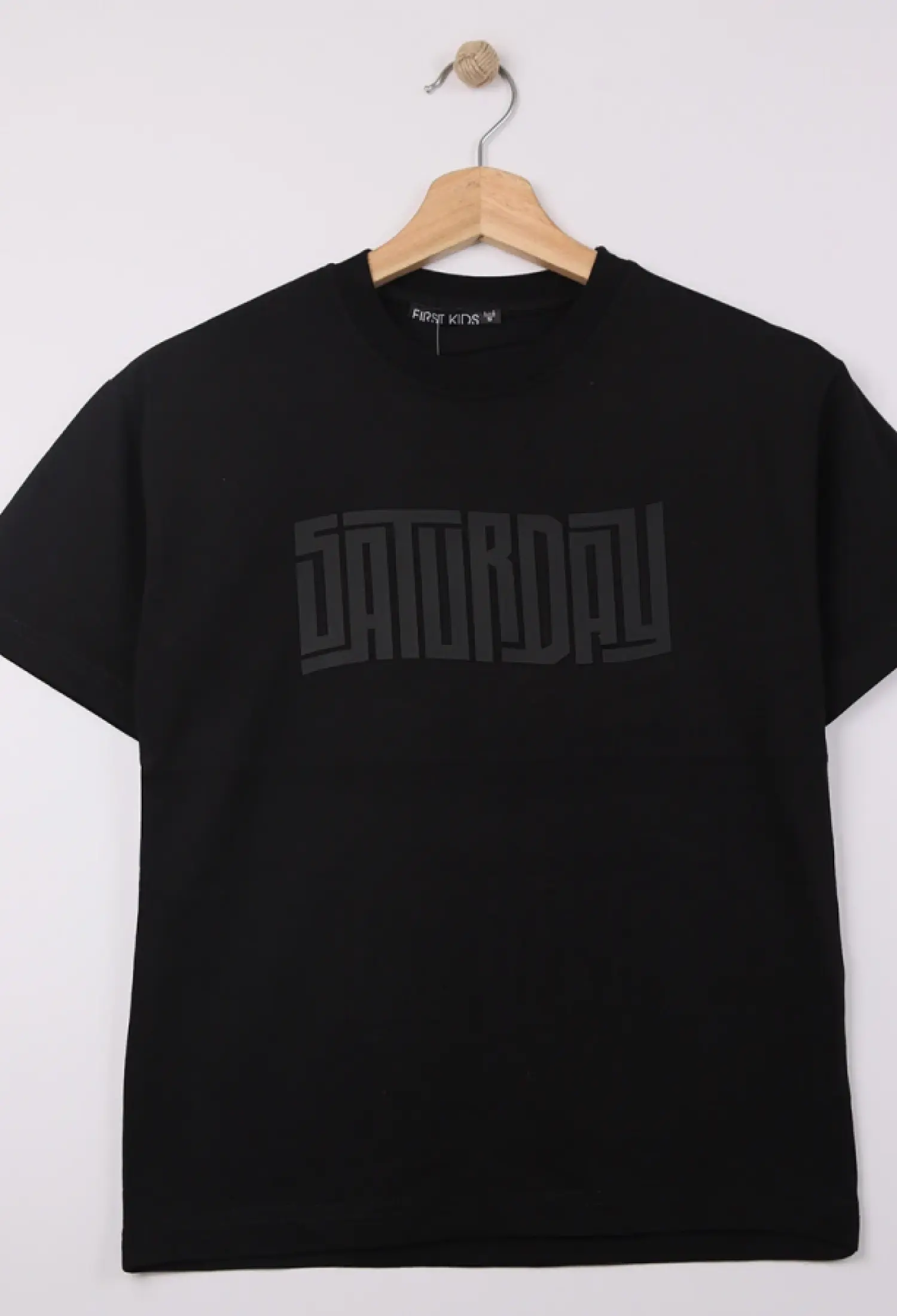 Saturday Baskılı Erkek Tişört - Brand: FİRST KİDS - Kids & Bby Clothes From Peralane Kids Turkey