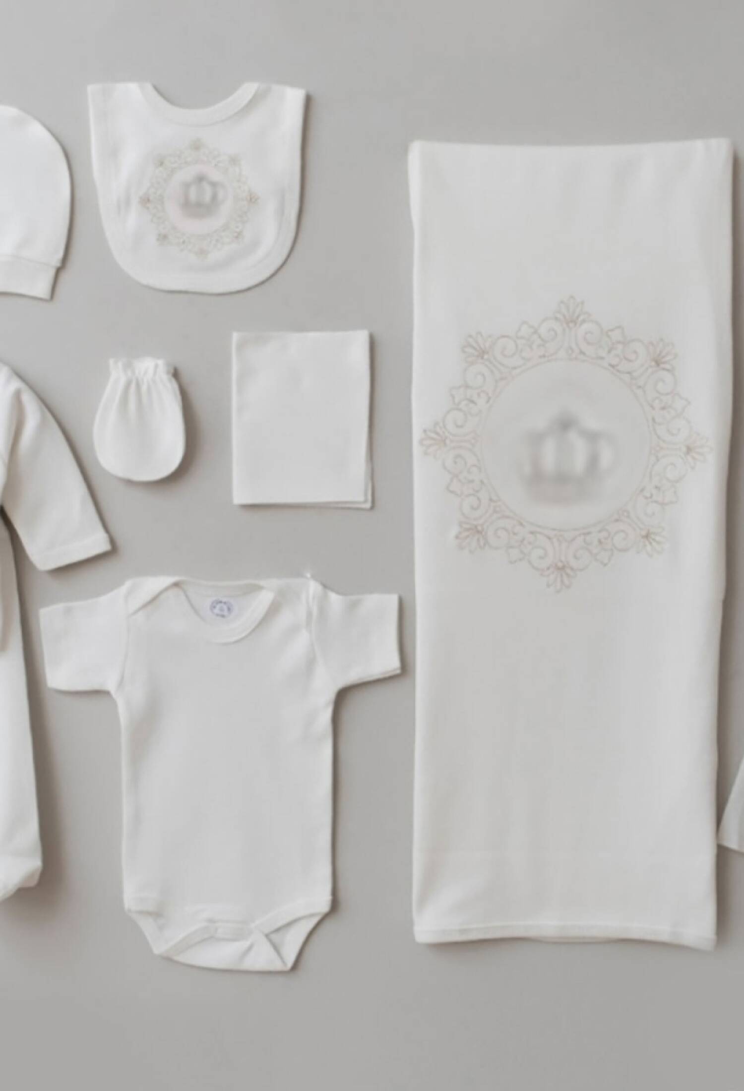 Taç Nakışlı 10lu Unisex Hastane Çıkışı Zıbın Set - Brand: ZIPIR - Kids & Bby Clothes From Peralane Kids Turkey