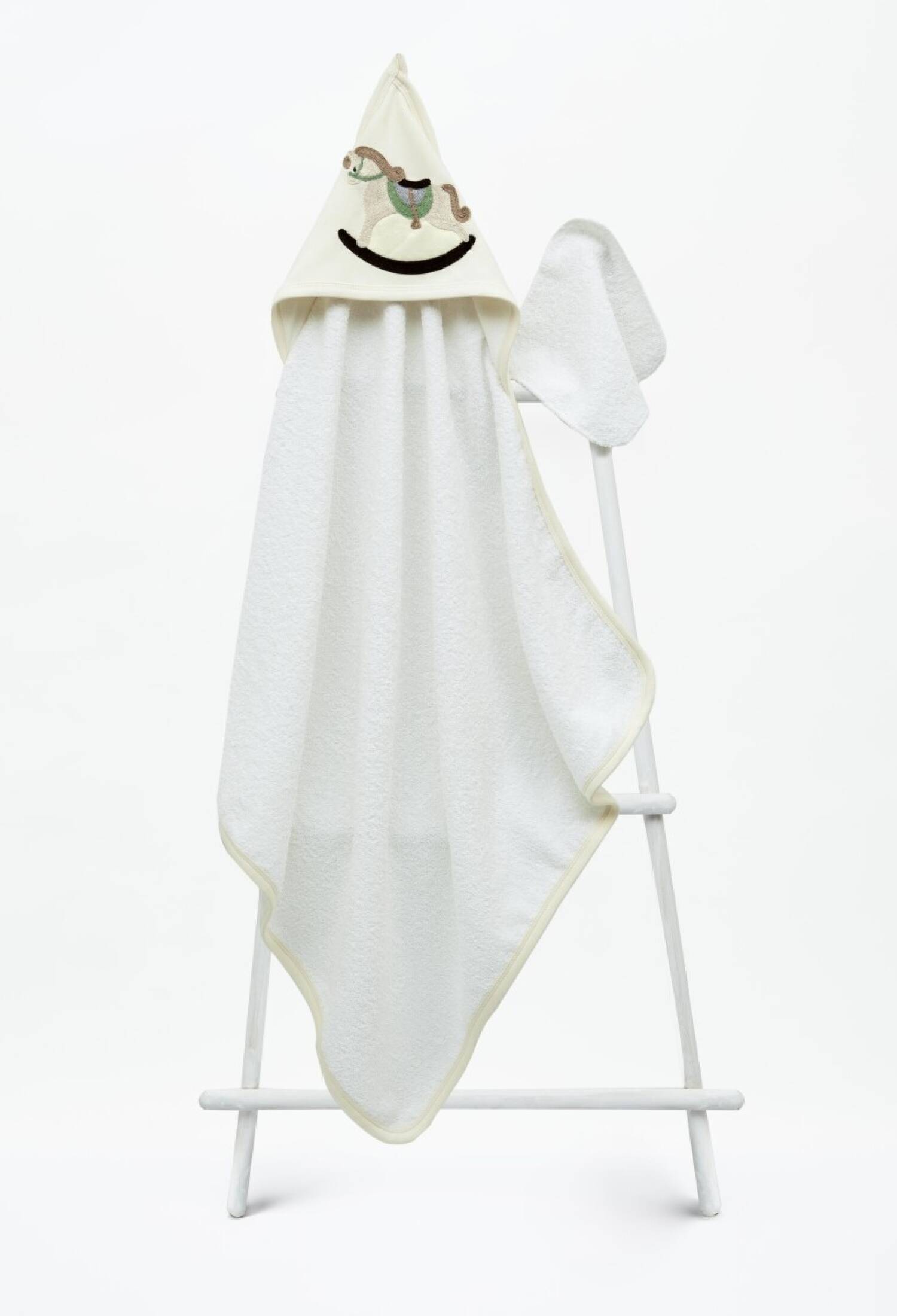 Baby Towel and Bath Sponge Set 75x75cm 1-3 Years Babyline 2015-9-855