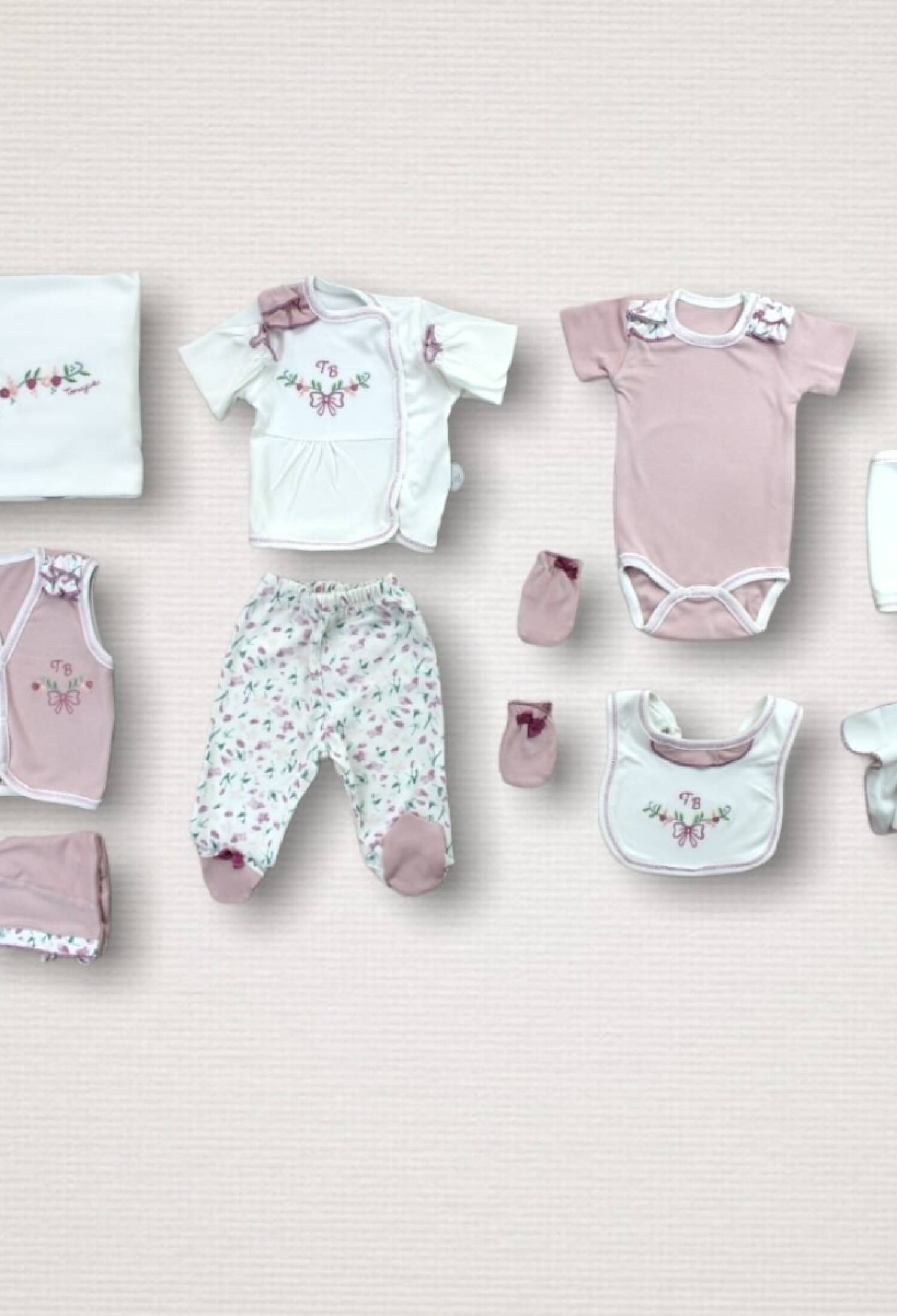 Baby Girl 10-Piece Newborn Hospital Outfit Set 0-6M Tomuycuk 1074-15282
