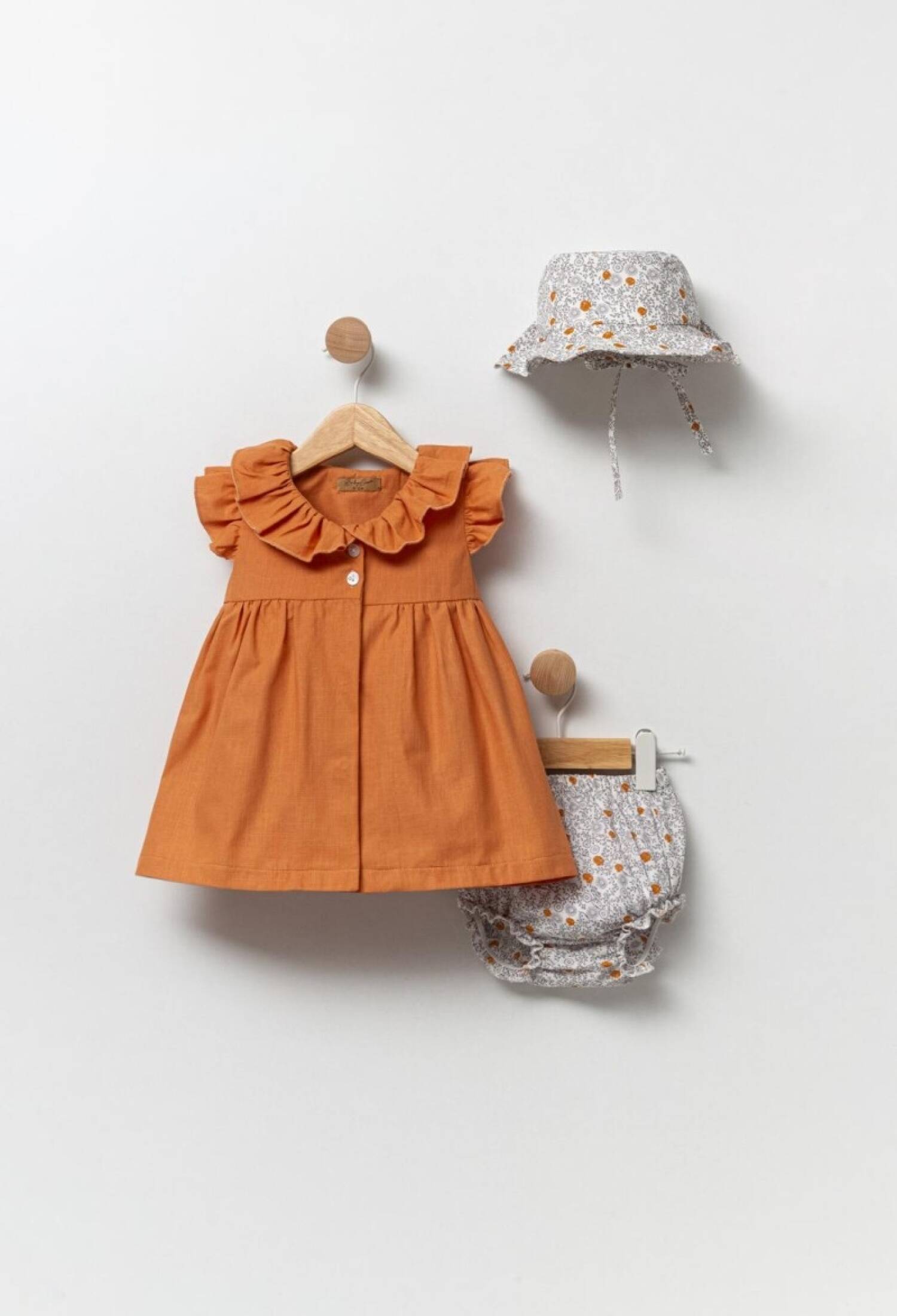 Baby Girl 3-Piece Dress, Panties and Hat Set 0-12M Babyline 2015-24115