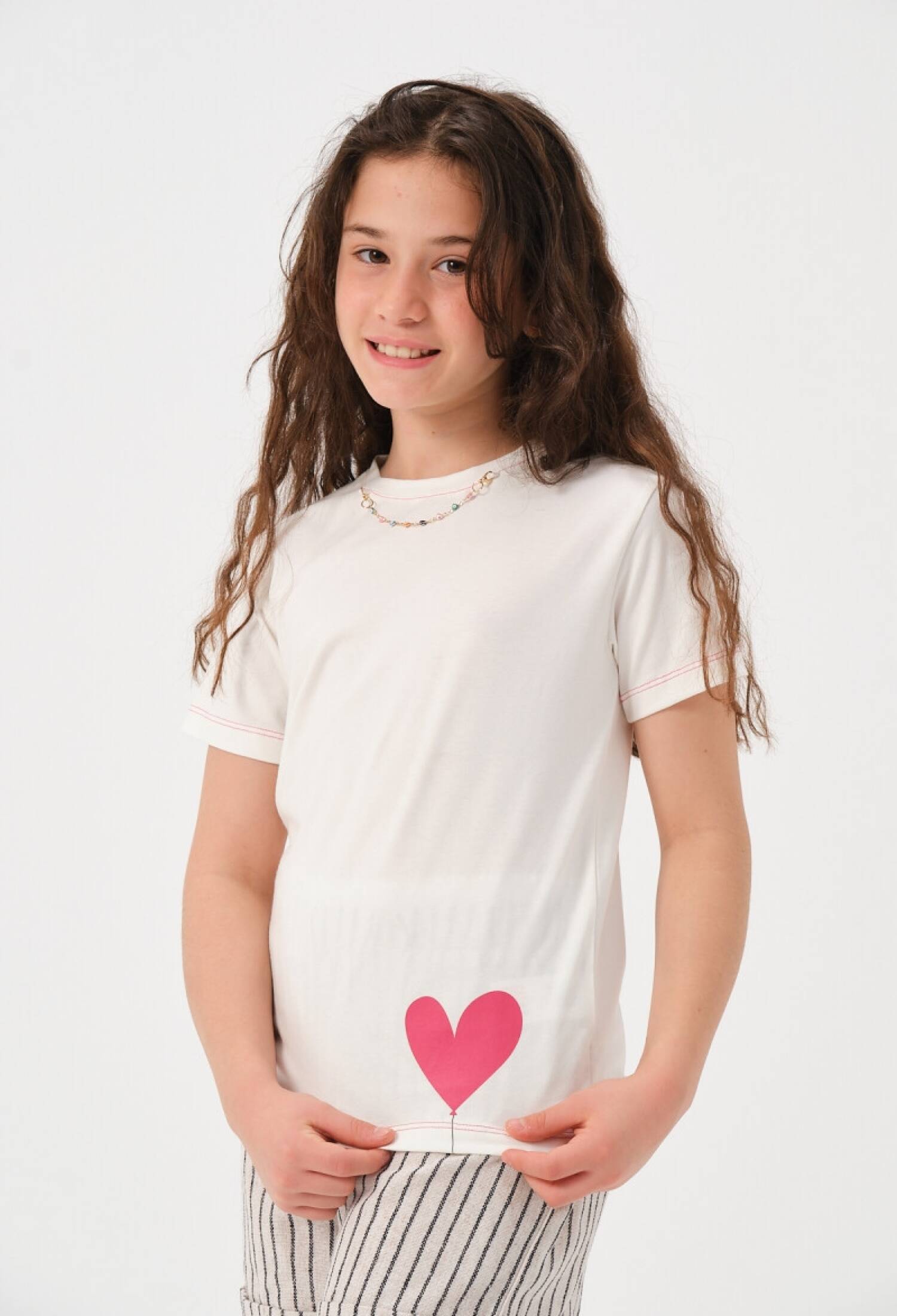 Girl's Chain Necklace Detail, Heart Print T-shirt 8-15Y Jazziee 2051-241Z4ALN51