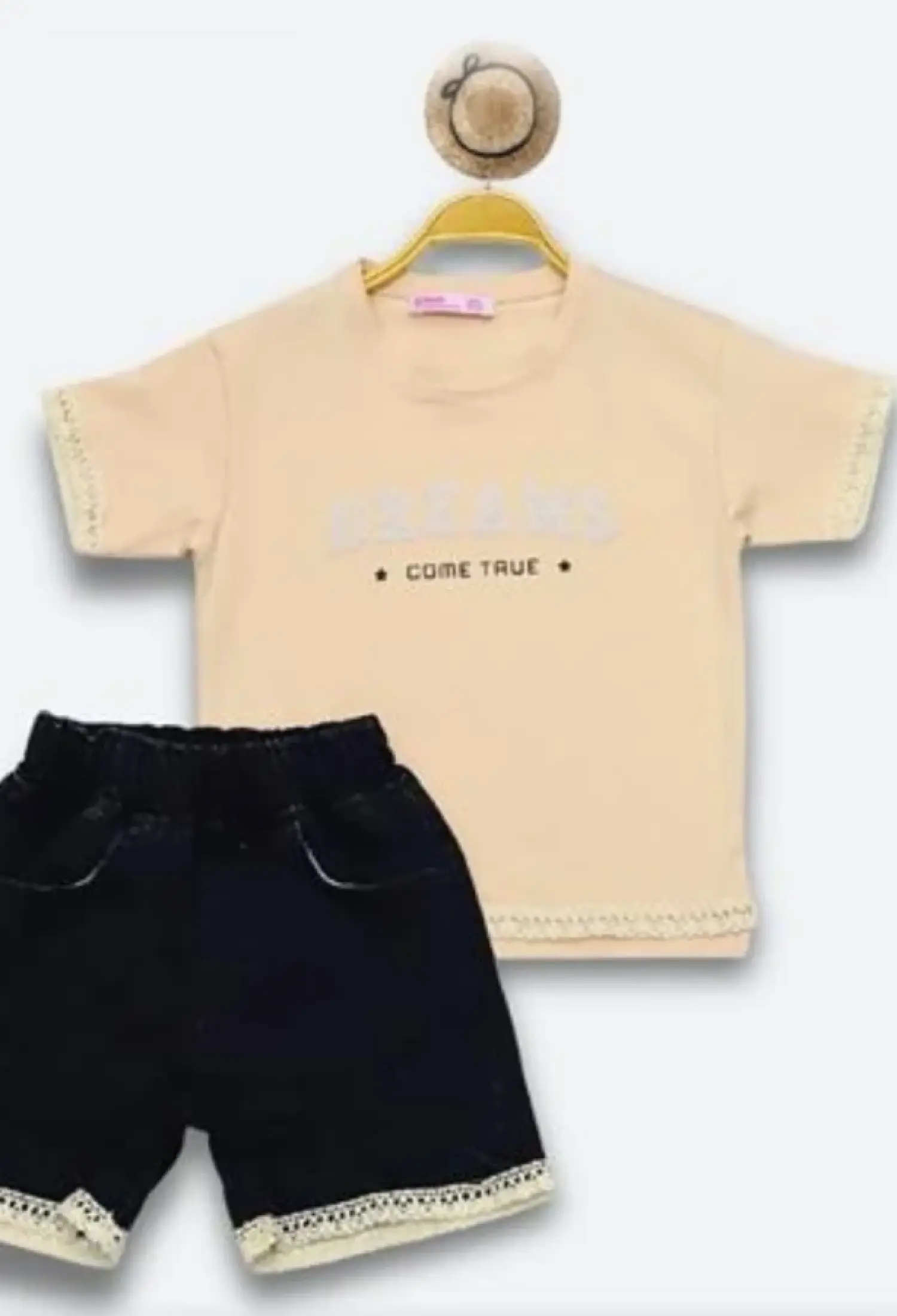 Dreams Printed Girls' Set
