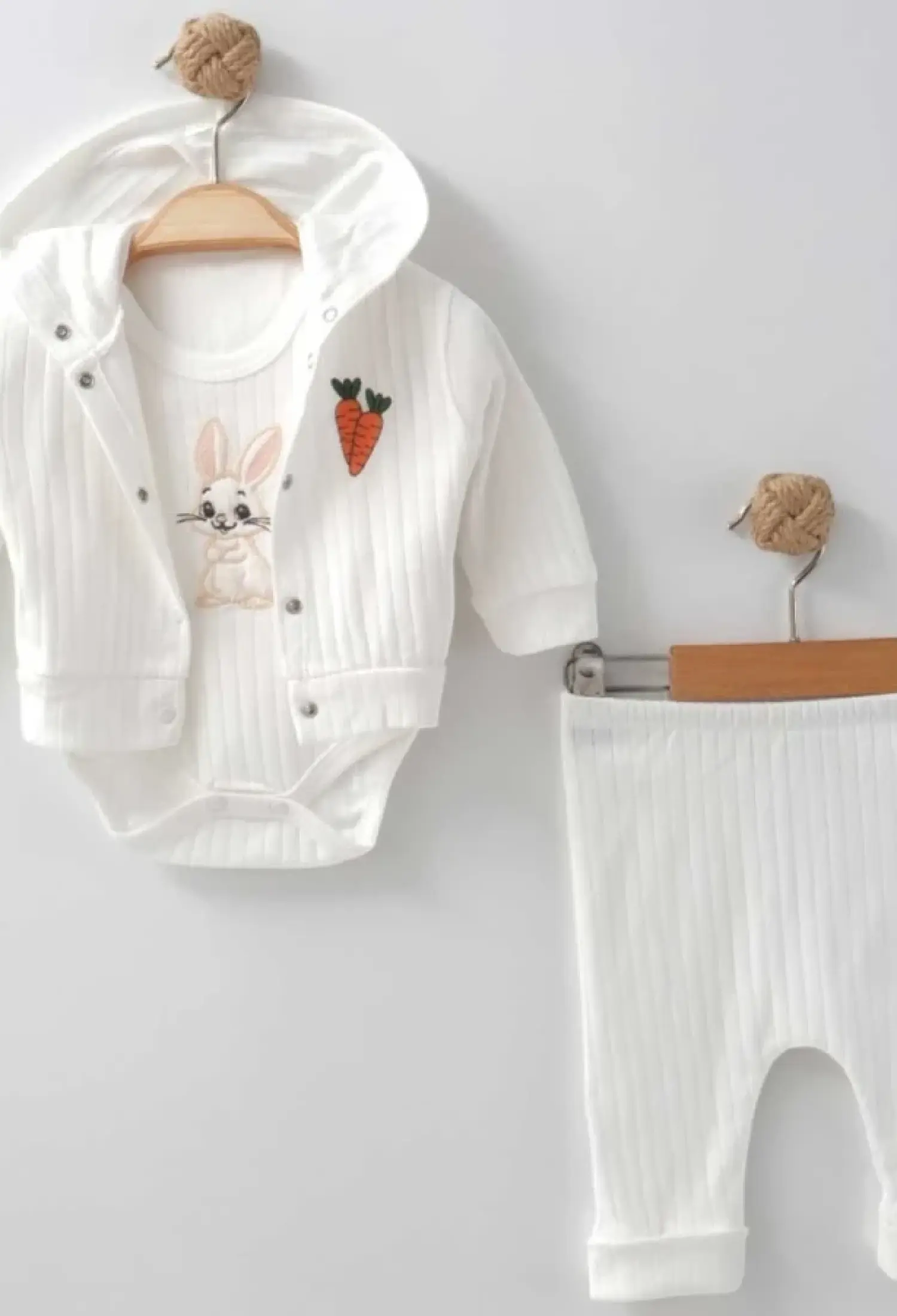 Girl Baby Set with Rabbit Embroidery